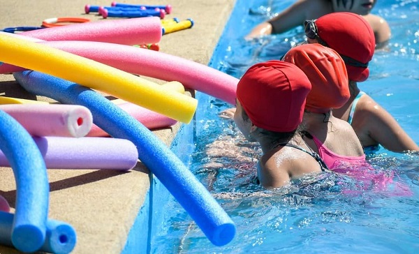 Iniciación acuática para bebes, Instituto del Deporte