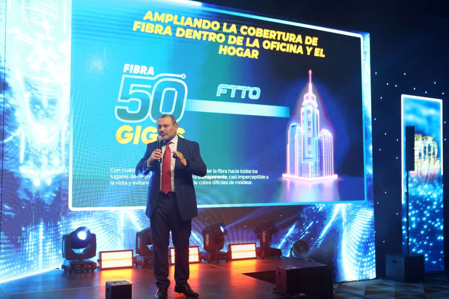 Mundo Telecomunicaciones presenta la primera red de fibra 50G en ...
