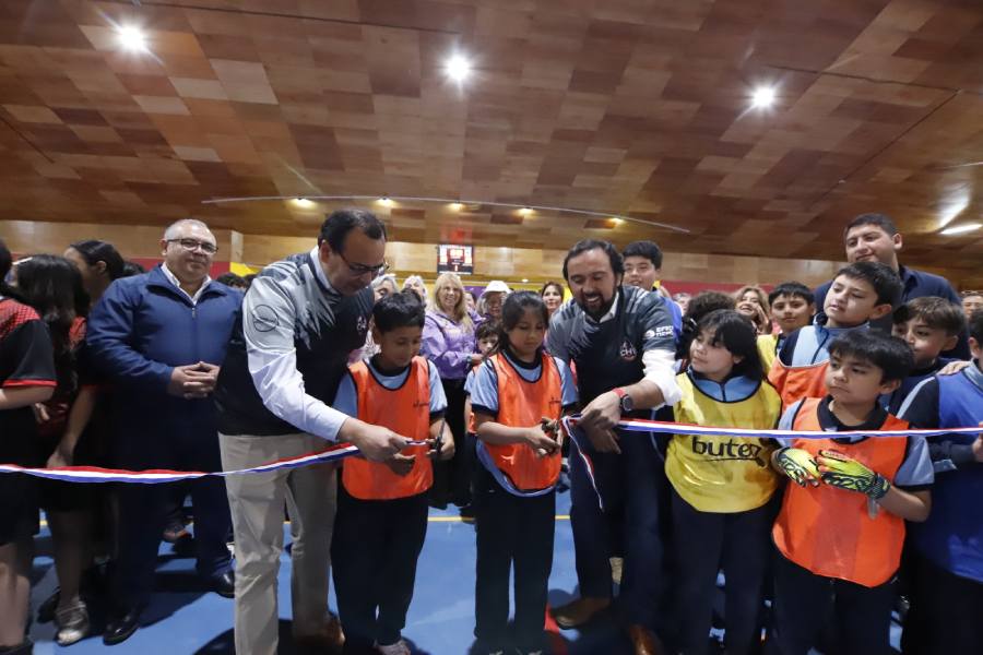 Inauguran mejoras en gimnasio municipal de Chillán Viejo tras inversión de $295 millones