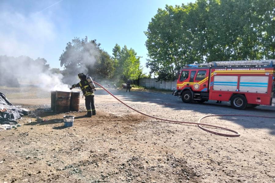 Empresa de Chillán arriesga multa y sumario por quema de desechos y emanación de gases tóxicos