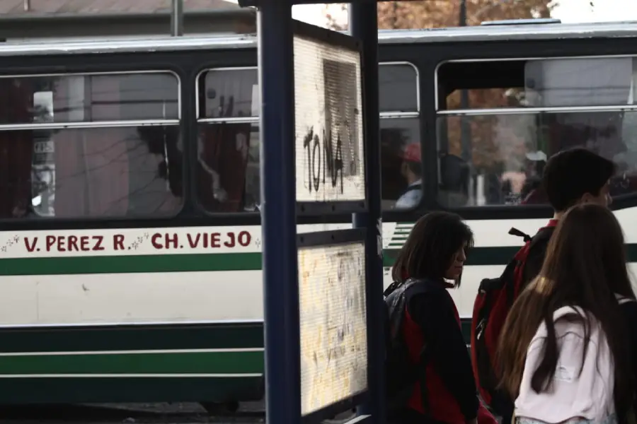 Abren nueva postulación a subsidios para renovar taxibuses y colectivos