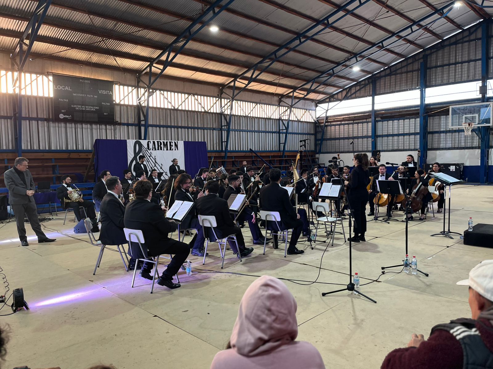 Orquesta Sinfónica de Ñuble presentó “Carmen” en Cobquecura ante un gimnasio repleto