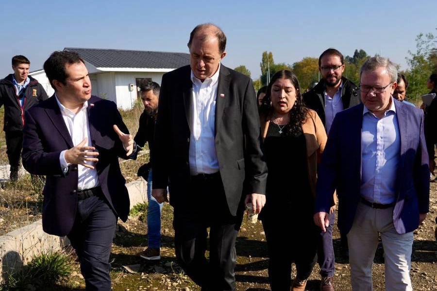 Ministro anuncia demolición de viviendas con fallas en Pueblo Seco