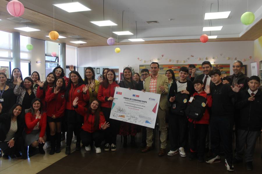 Más de 2.100 personas de comunidades escolares de Bulnes recibirán apoyo psicosocial tras incendios forestales