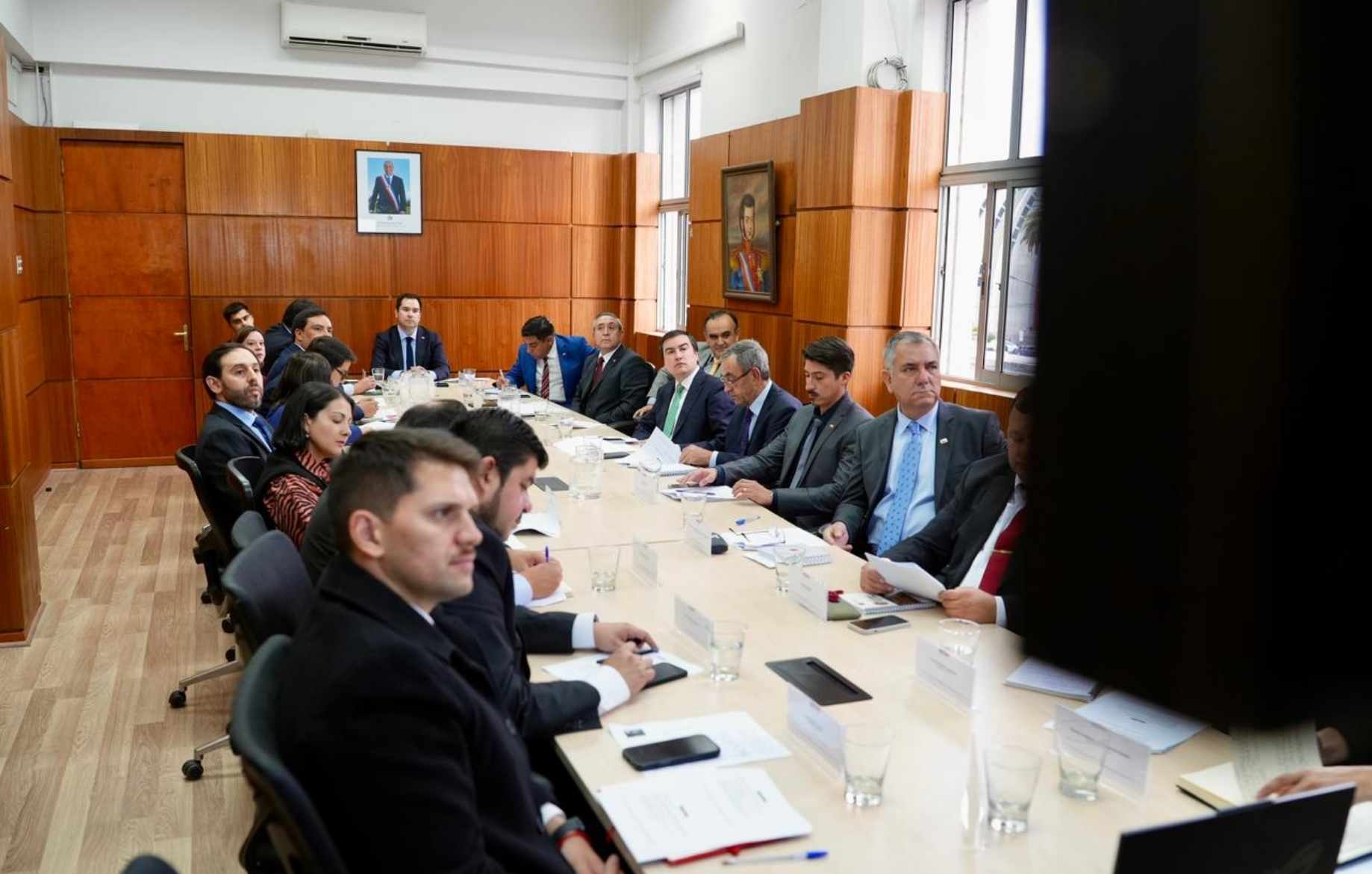 Gabinete en Ñuble revisa plan de reconstrucción anunciado en cadena nacional