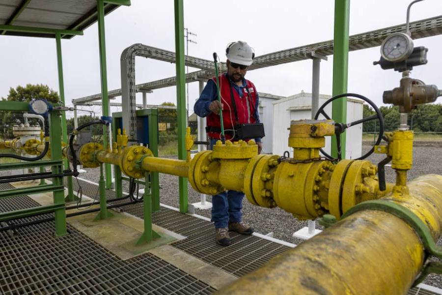 Dependencia energética: reacciones tras suspensión de gas argentino a Ñuble y Biobío