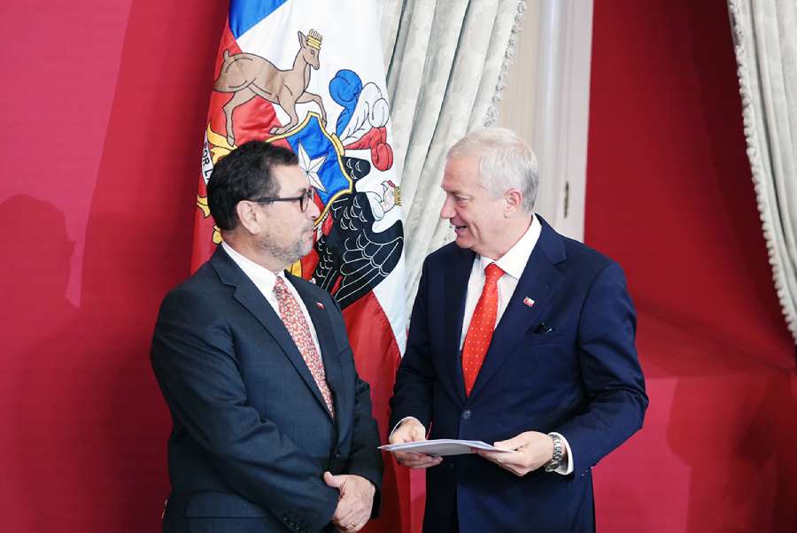 Rebaja de impuestos a empresas centra debate de proyecto de “reconstrucción nacional”