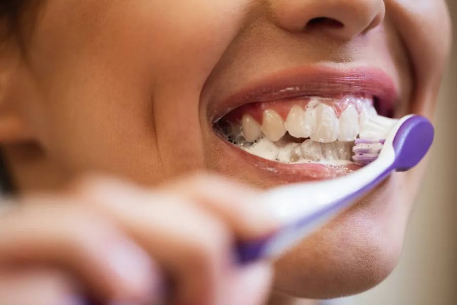 Semana de la encía: ¿Cómo influyen las infecciones bucales en el embarazo y parto?