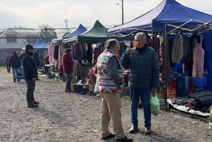 Persa Cordillera reúne a cerca de 200 vendedores tras traslado desde Los Puelches